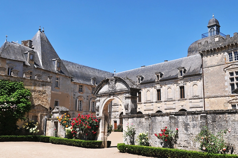 Photo-domaine-chateau-de-vayres-jardin-1